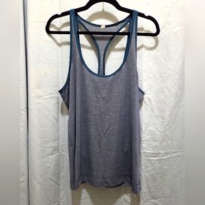 G204. Lululemon Run the Day Tank in Heathered Nile Blue/Nile Blue - Size 12 (?)